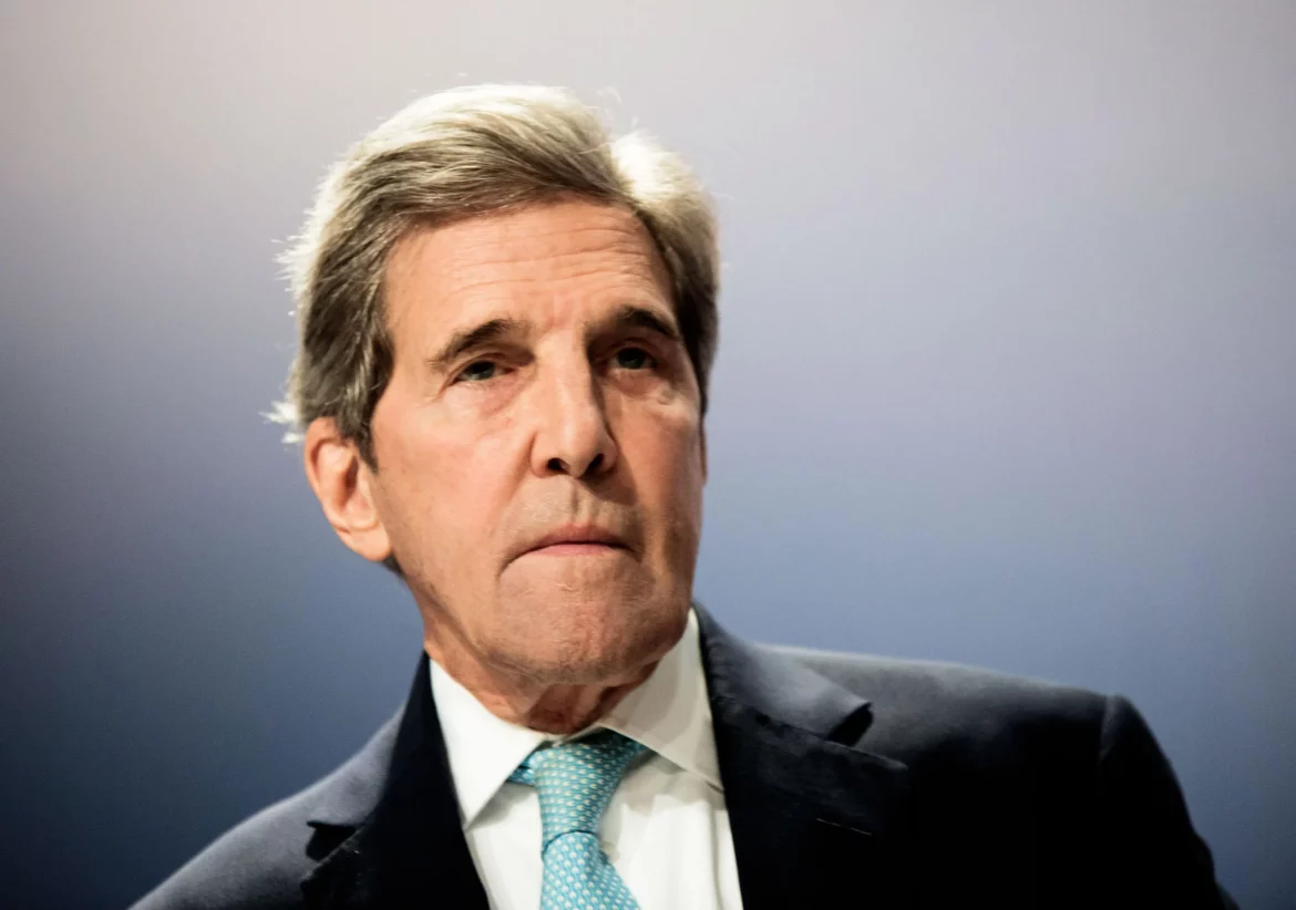 Remnick-JohnKerry-2