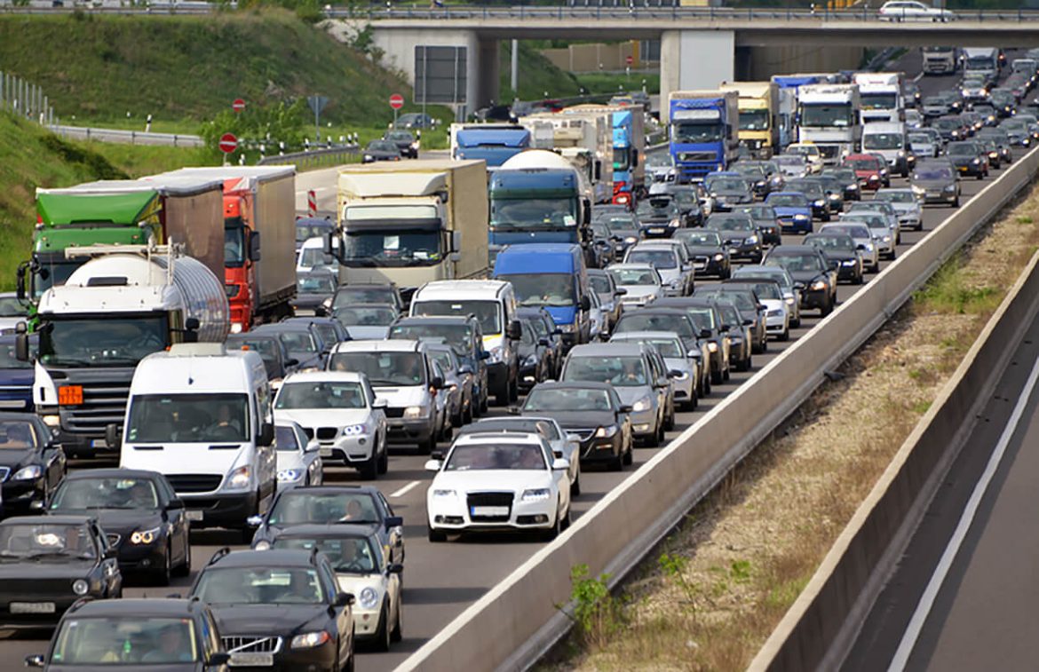 motorway-traffic-istock-528423746-xxlphoto