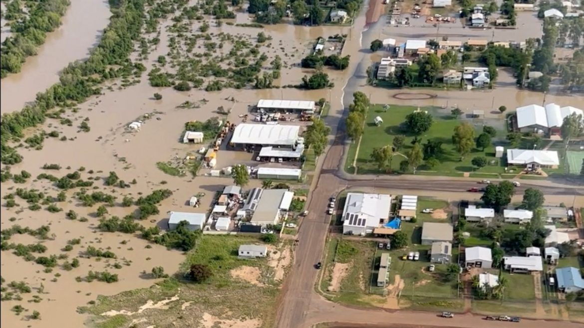 skynews-australia-flood-queensland_6087363