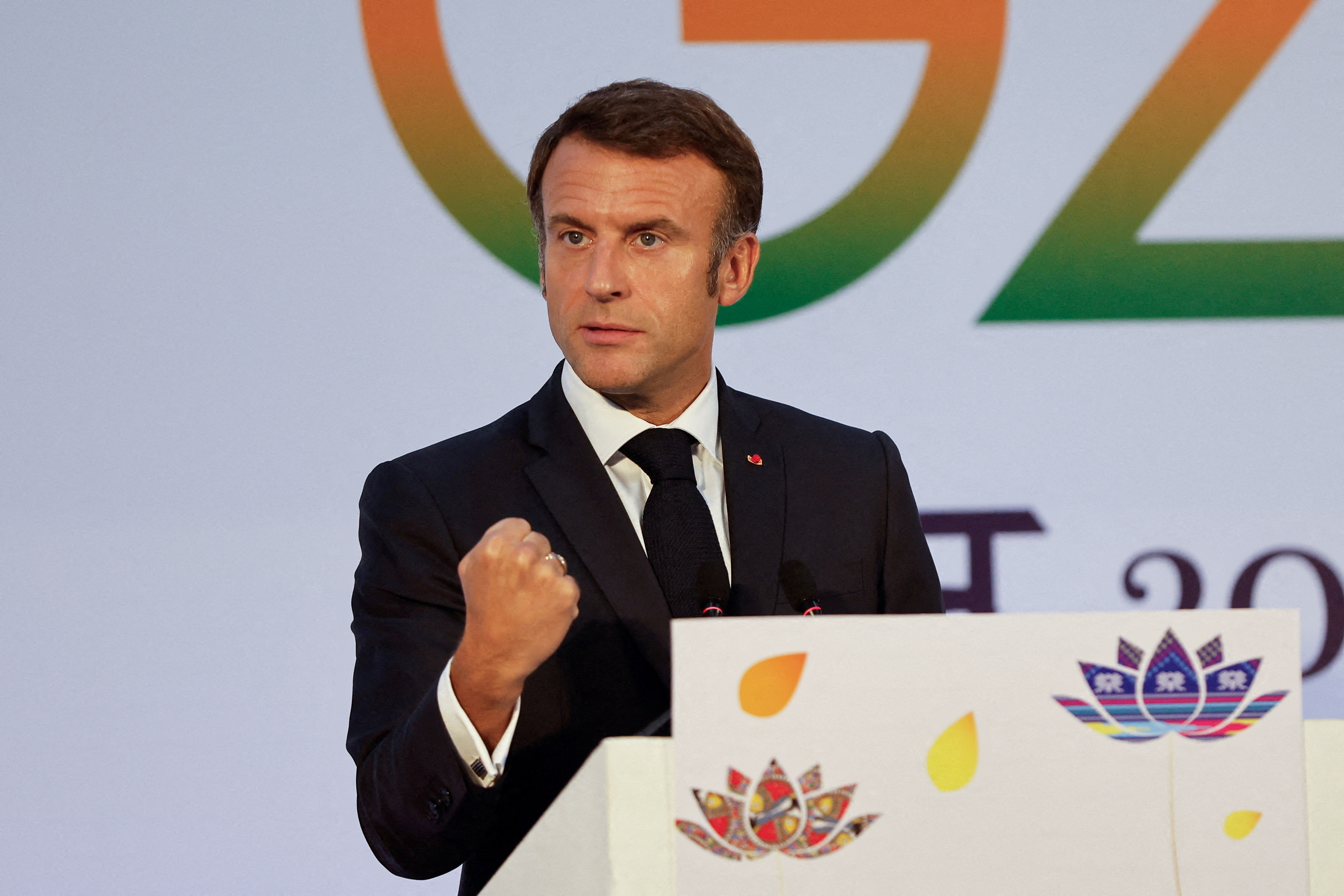 Macron launches ‘ecological plan’ to end France’s use of fossil fuels Image