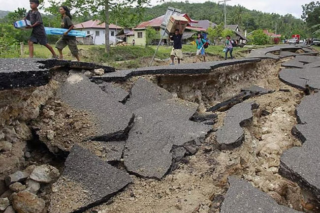 5.6 Magnitude Earthquake Hits Southern Philippines Image
